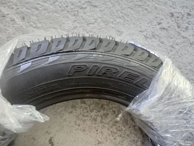 Pneu Pirelli Scorpions 205/60 aro 15