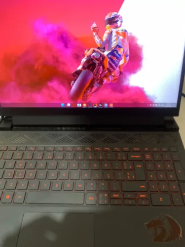 Notebook Gamer Dell (ainda disponível) 120hz, i5 12500h, RTX 3050 4GB, 8GB DE RAM.