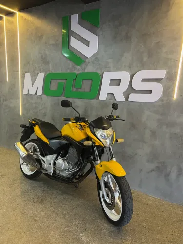 HONDA CB300R 2010