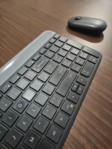 Kit Teclado e Mouse Logitech K470