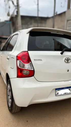 Toyota Etios XS 1.5 Flex 16V 5P Mec. 2014