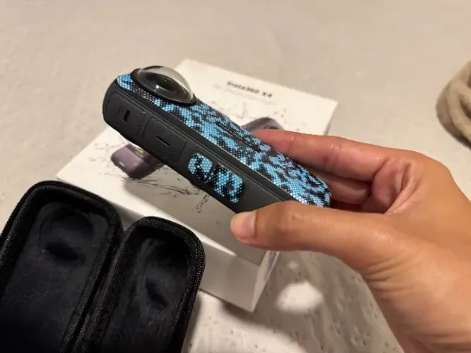 insta 360 x4