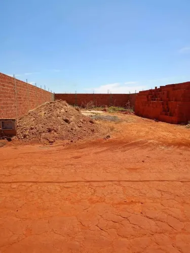 Lote de 225m² no Setor Mãe Lauzita  Carmo do Rio Verde