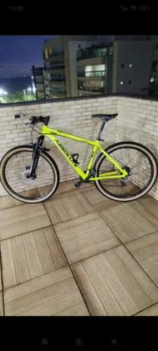 Bicicleta aro 29 ( Valor pra sair logo)
