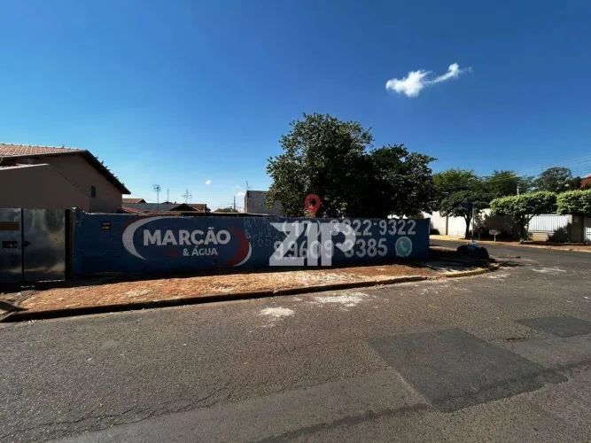 Terreno à venda, 585 m² por R$ 500.000,00 - Industrial - Barretos/SP