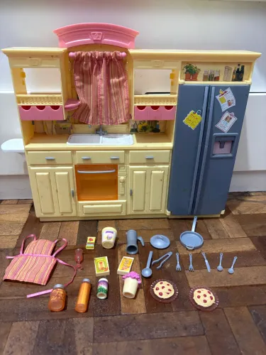 Cozinha da Barbie anos 2000