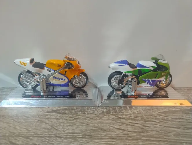 Suzuki RGV-R + Honda NSR 500 Saico 1/18