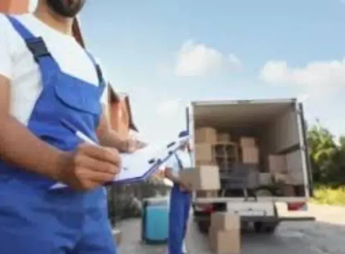 Ajudante de mudanças e transportes