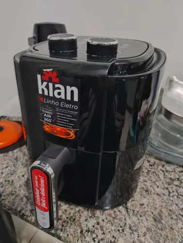 Air fryer nova e lacrada 