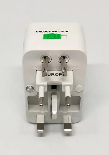 Adaptador Tomada Universal Europa Asia Brasil Australia Usa Brazil 110/220 Bivolt Novo