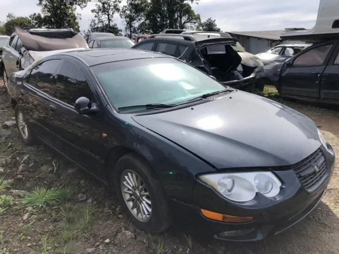 Chrysler 300m 2000 vendido em peças