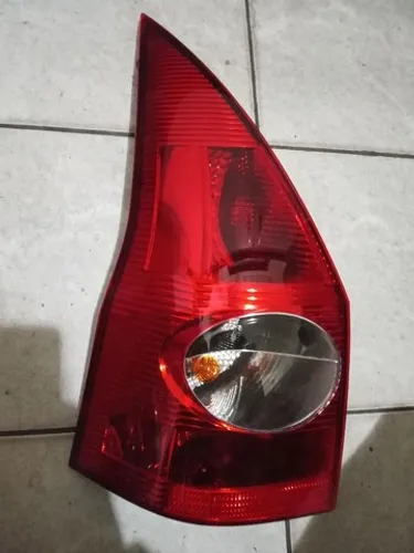 Lanterna traseira esquerda Renault Megane Grand Tour