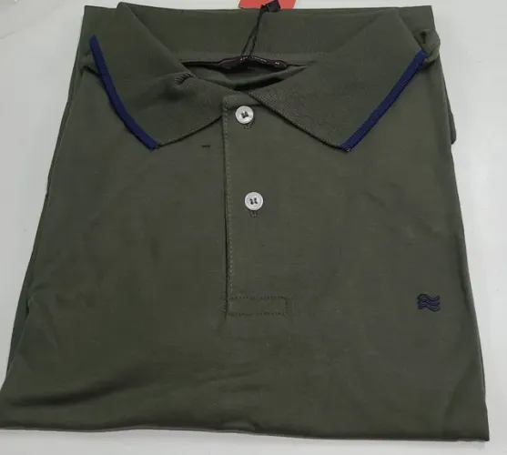 Polo Masculina Básica
