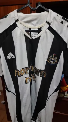 Camisa retro NewCastle anos 90
