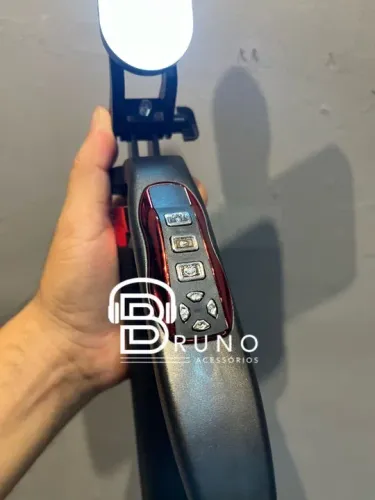 Bastão pau de selfie com tripé de 1.80 metros.