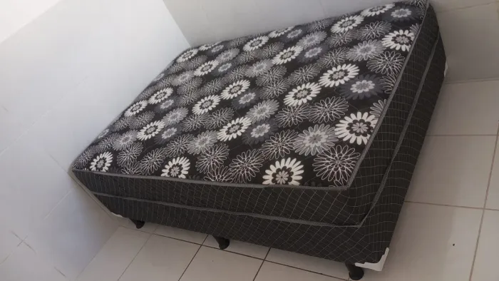 Cama box