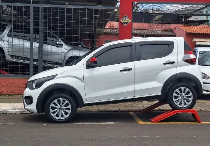 Fiat Mobi Like 1.0 Fire Flex 5P. 2021