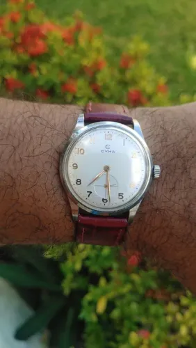 Relógio Cyma vintage