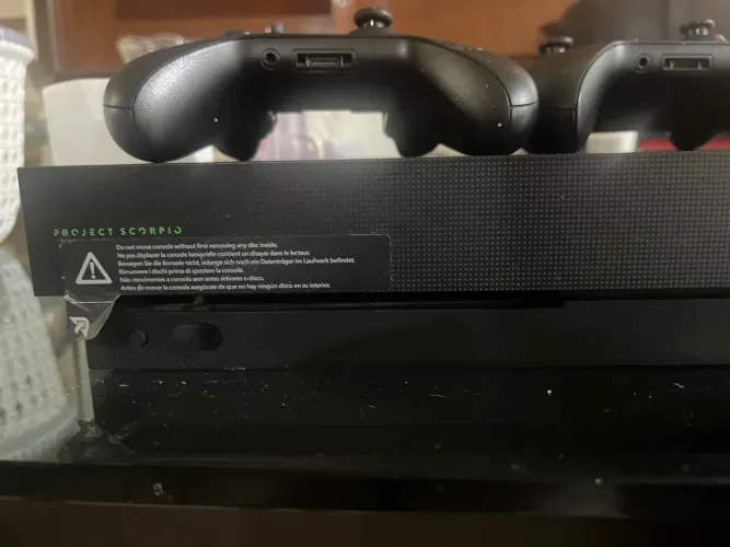 X box one X scorpio 
