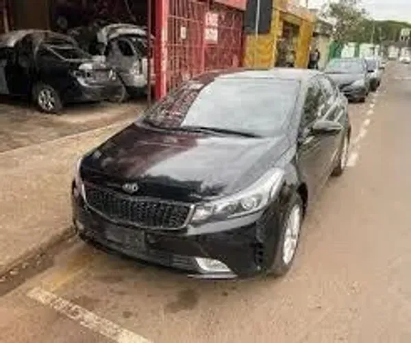 Sucata Cerato 2018