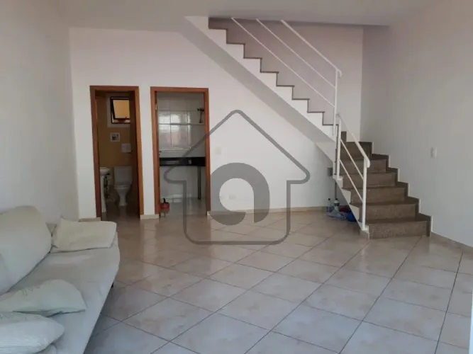 Casa em Condomínio Fechado na Chácara Inglesa - 3 Quartos, 1 Suíte, 203m² - Imperdível!