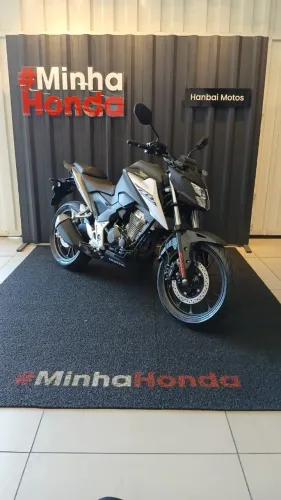 CB 300F CBS Cinza metálico 2026