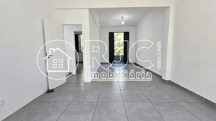 Imóvel para venda tem 64 metros quadrados com 2 quartos em Tijuca - Rio de Janeiro - RJ