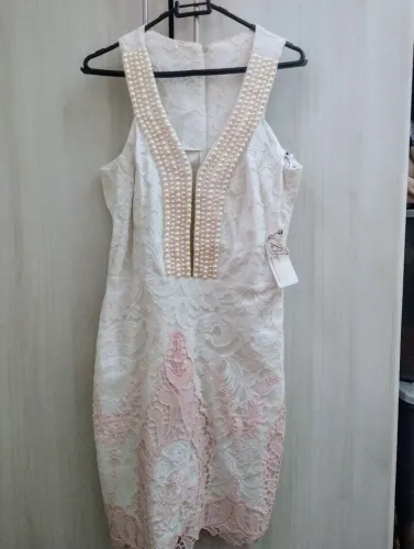 Vestido casamento (detalhes bordado com pérolas)