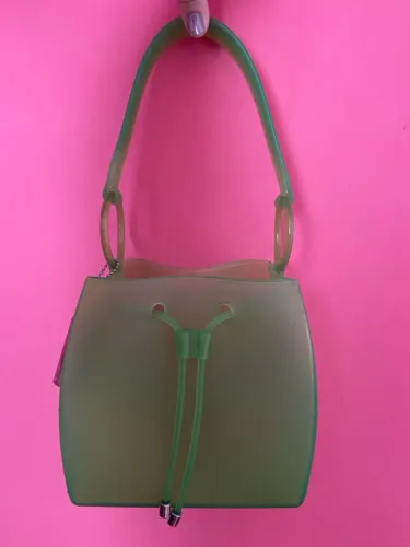 Bolsa Santa Lolla