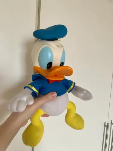 Boneco pato Donald