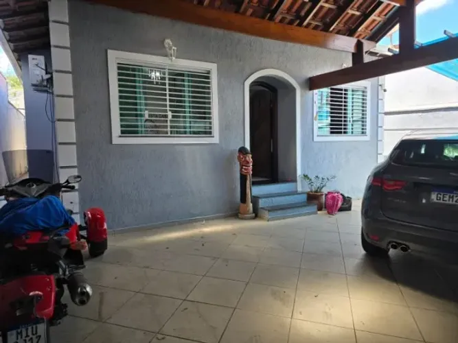 Casa com 3 dormitórios à venda, 250 m² por R$ 930.000 - Jardim das Indústrias 