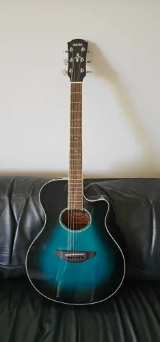 Violao yamaha apx600