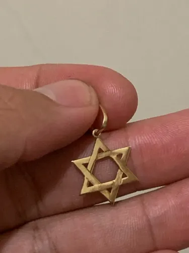 Pingente estrela de Davi ouro 18