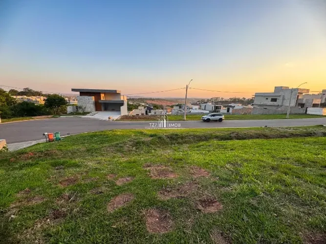 Jardins Nápoles - Lote em oportunidade com 431,58 m² - Quitado e Registrado, m² saindo ape