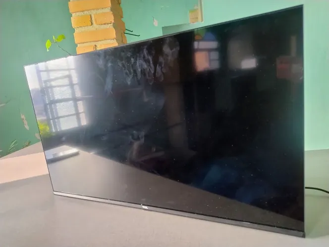 Televisão TCL 32 polegadas nova porém para retirada de peças