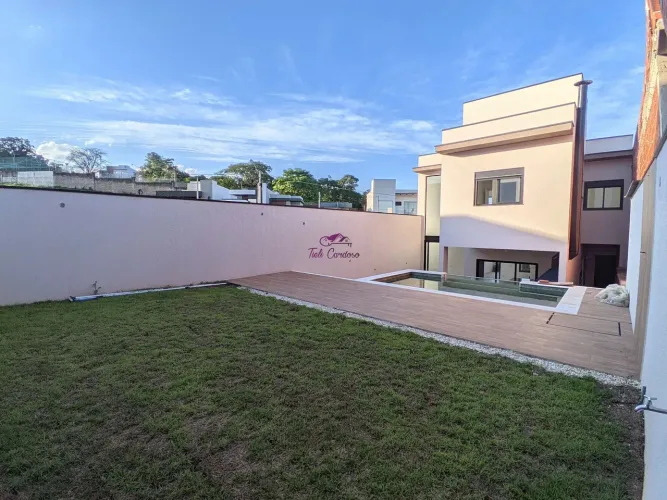 Viva com luxo e conforto em casa de alto padrão no Loteamento Park Gran Reserve em Indaiat