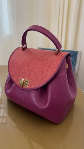 Bolsa em Couro Legítimo