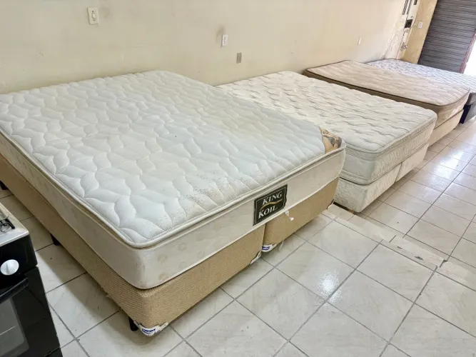 Cama box de casal Queen , cama Queen