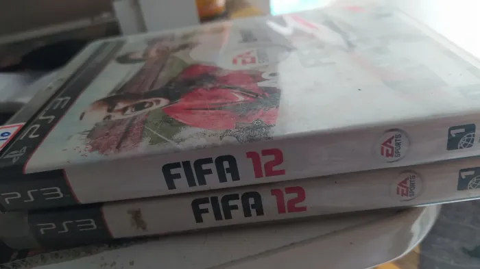 Lote FIFA 12 para PS3 travando