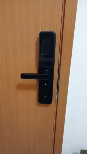 Instalação de fechaduras eletrônicas