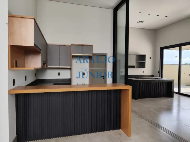 Casa de Luxo em Condomínio: 3 Quartos, 3 Suítes, 3 Salas, 4 Banheiros, 4 Vagas - Nova Odes