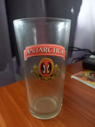 Copo de vidro Antarctica