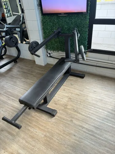 Supino reto Articulado 