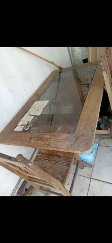 Mesa  com cadeiras 200 reais 