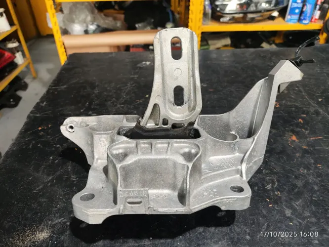 Coxim esquerdo motor Peugeot 208 Citroen C3 1.0 Firefly 2022 2023 2024 2025 2026  *
