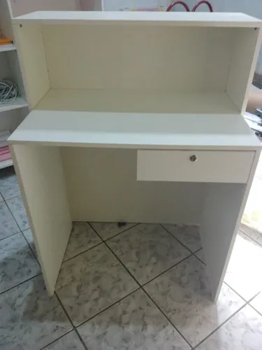 BALCAO DE RECEPÇÃO EM MDF - ÓTIMO ESTADO IDEAL PARA LOJA/ESCRITÓRIO
