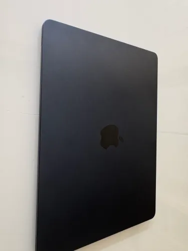 Mac book Air m3 13 garantia até 08/27 bateria 11 ciclos apenas novo