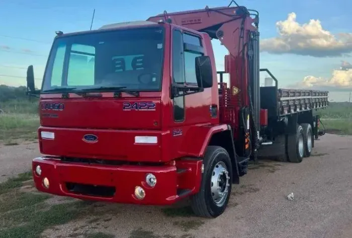 Ford Cargo 2422 Munck Imap ano 2008