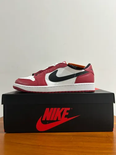 Nike air jordan 1 low OG chicago