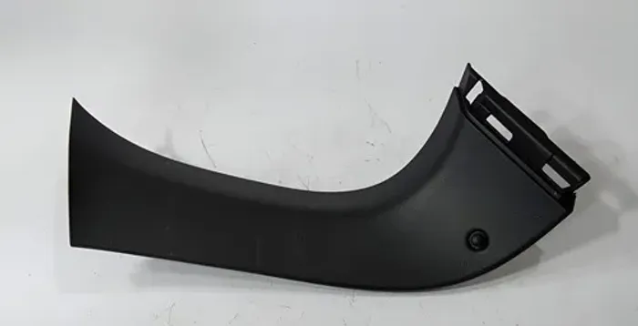 Moldura Esquerda Tampa Traseira Hrv 2016 - 2021